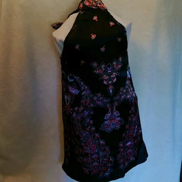 Dress - Picture 7 of 8